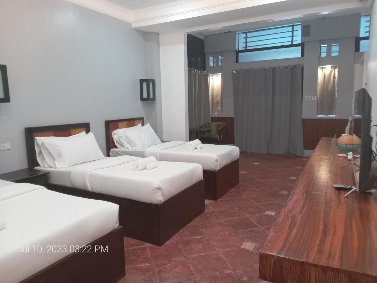 Dumaguete Seafront Hotel Dumaguete City Ngoại thất bức ảnh